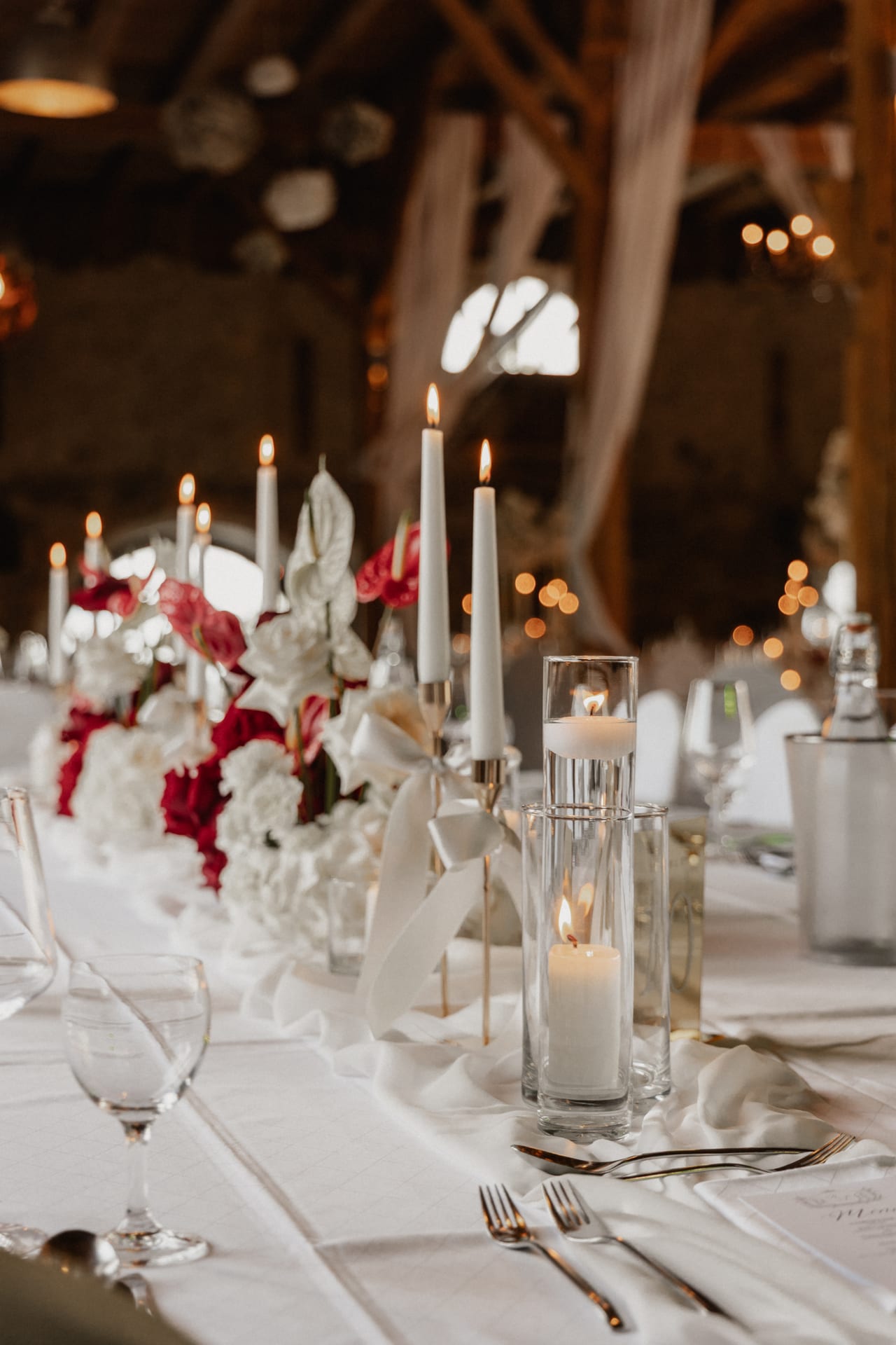 Titelbild zum Beitrag Schlechtwetter-Plan für eure Hochzeit: So gelingen trotzdem tolle Fotos